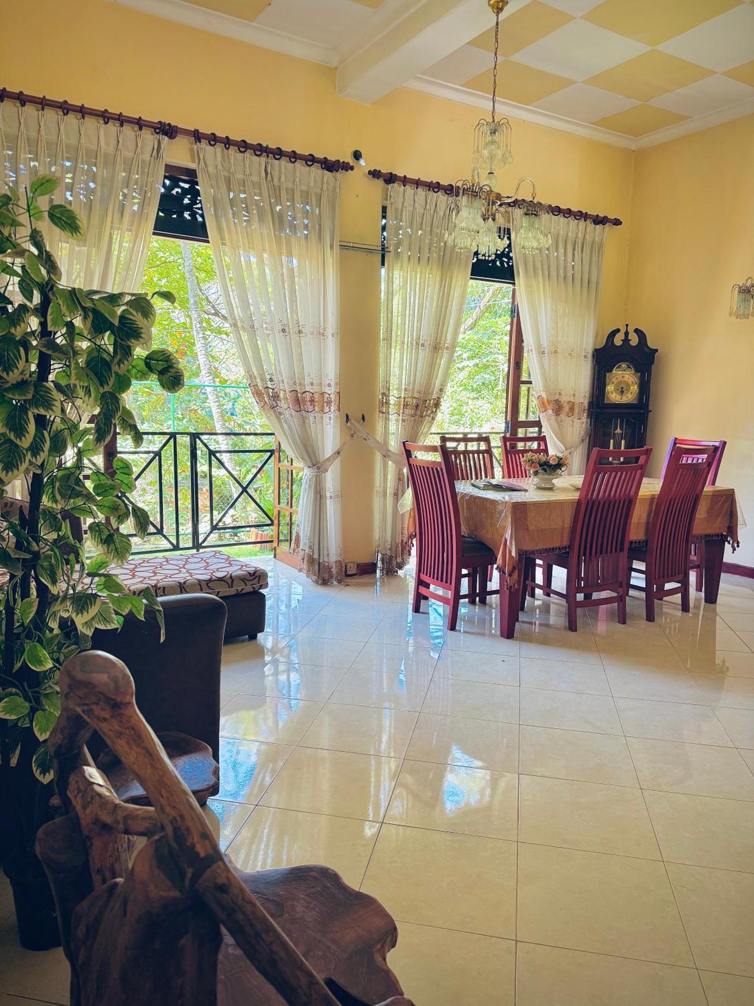 Mahaweli View Bungalow แคนดี้ ภายนอก รูปภาพ